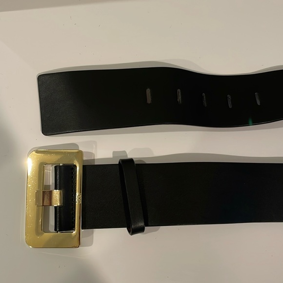 dkny-accessories-dkny-gold-buckle-belt-new-poshmark